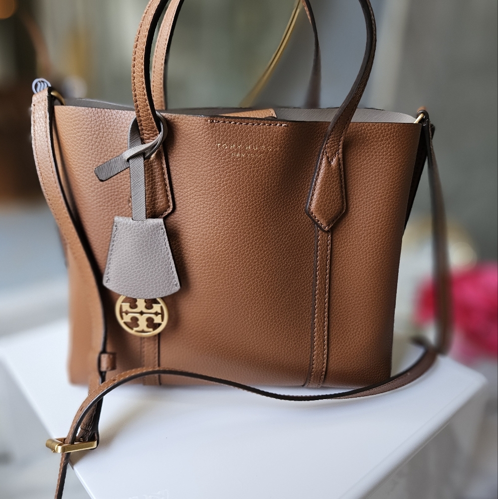 SOLD- TORY BURCH SMALL PERRY TRIPLE-COMPARTMENT TOTE BAG